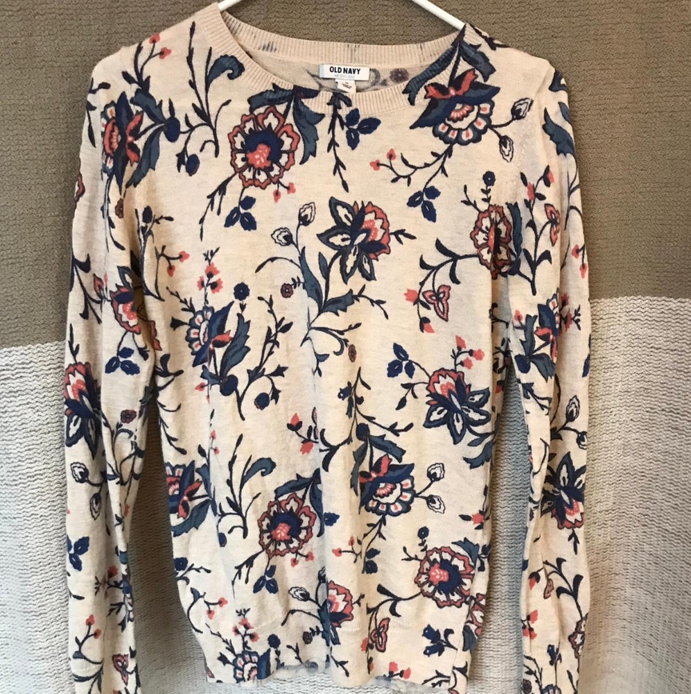 Forever 21 Flower Long Sleeve